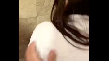 Sexo publico se cogen a colegiala mexicana en el baÑo de hombres de un centro comercial en cdmx | sexo em publico |sexo na rua